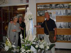 ND du Bon Remede Beatrice Marie Francis R 25 09 11 DSCN9538
